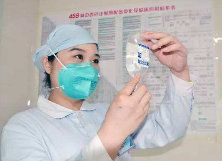 2020年护士节，蜜桃精品成人影片蜜桃网站在线观看机致敬护士队伍